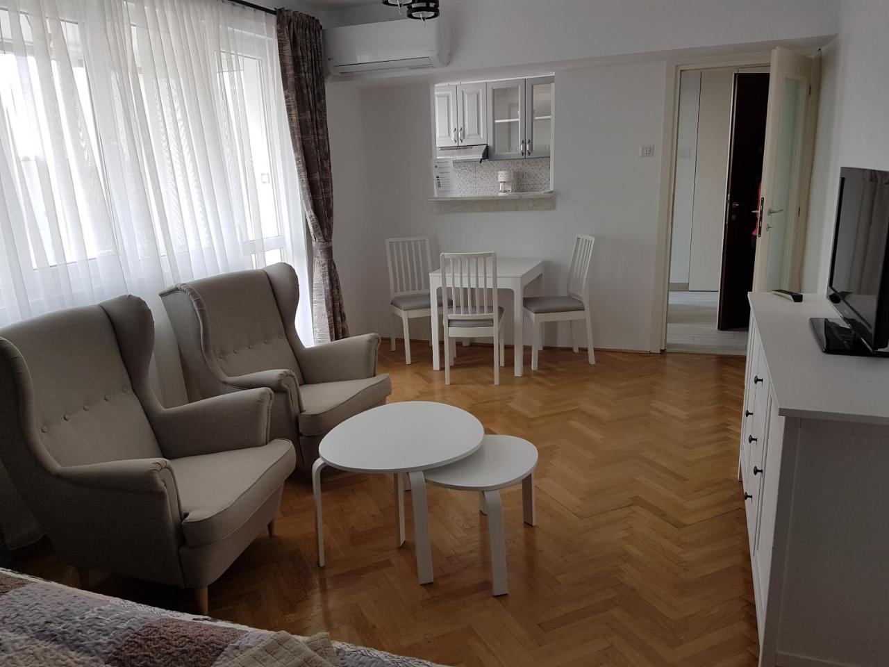 شقة سكن آجينتيا إتش بوخارست المظهر الخارجي الصورة